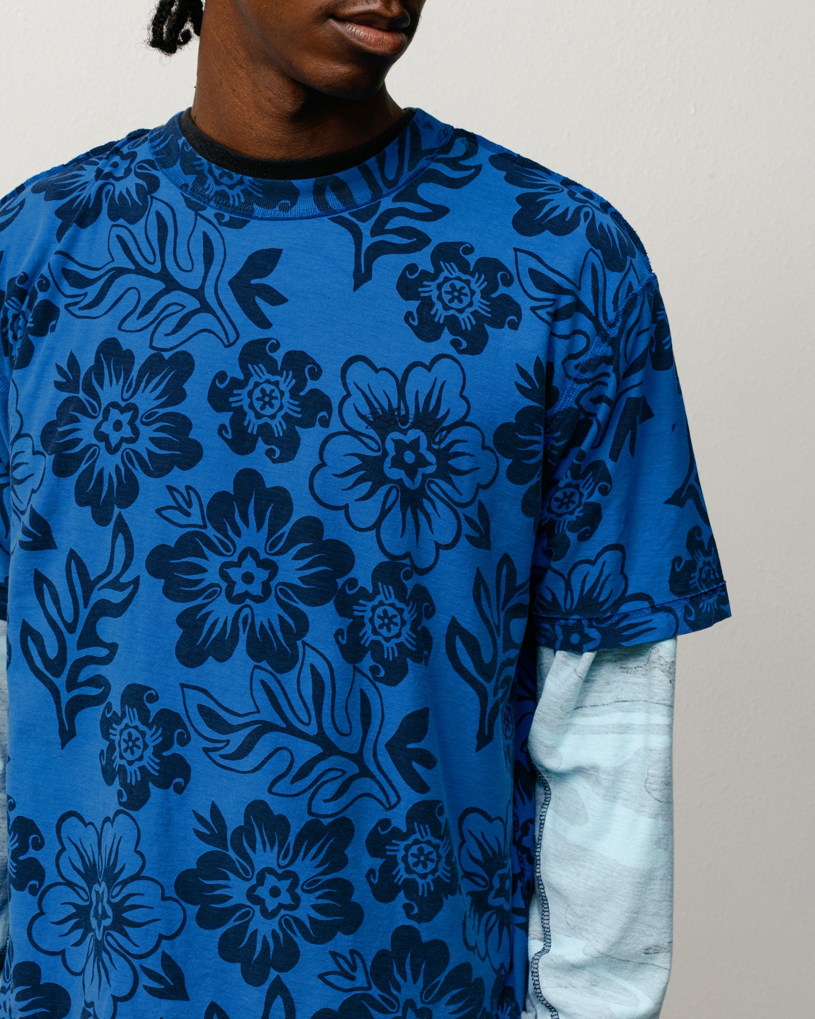 LAZY FLORAL TEE - Image 3